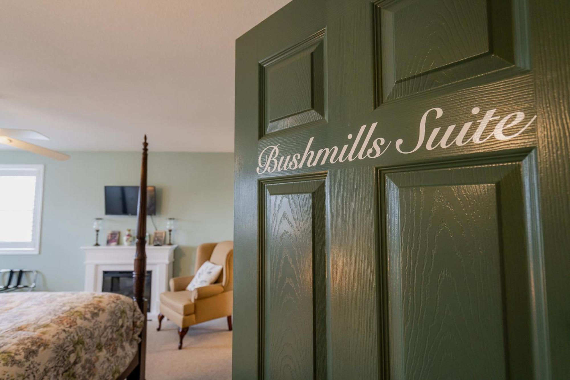 ナイアガラオンザレイク Old Town Country Landing Bed & Breakfast エクステリア 写真