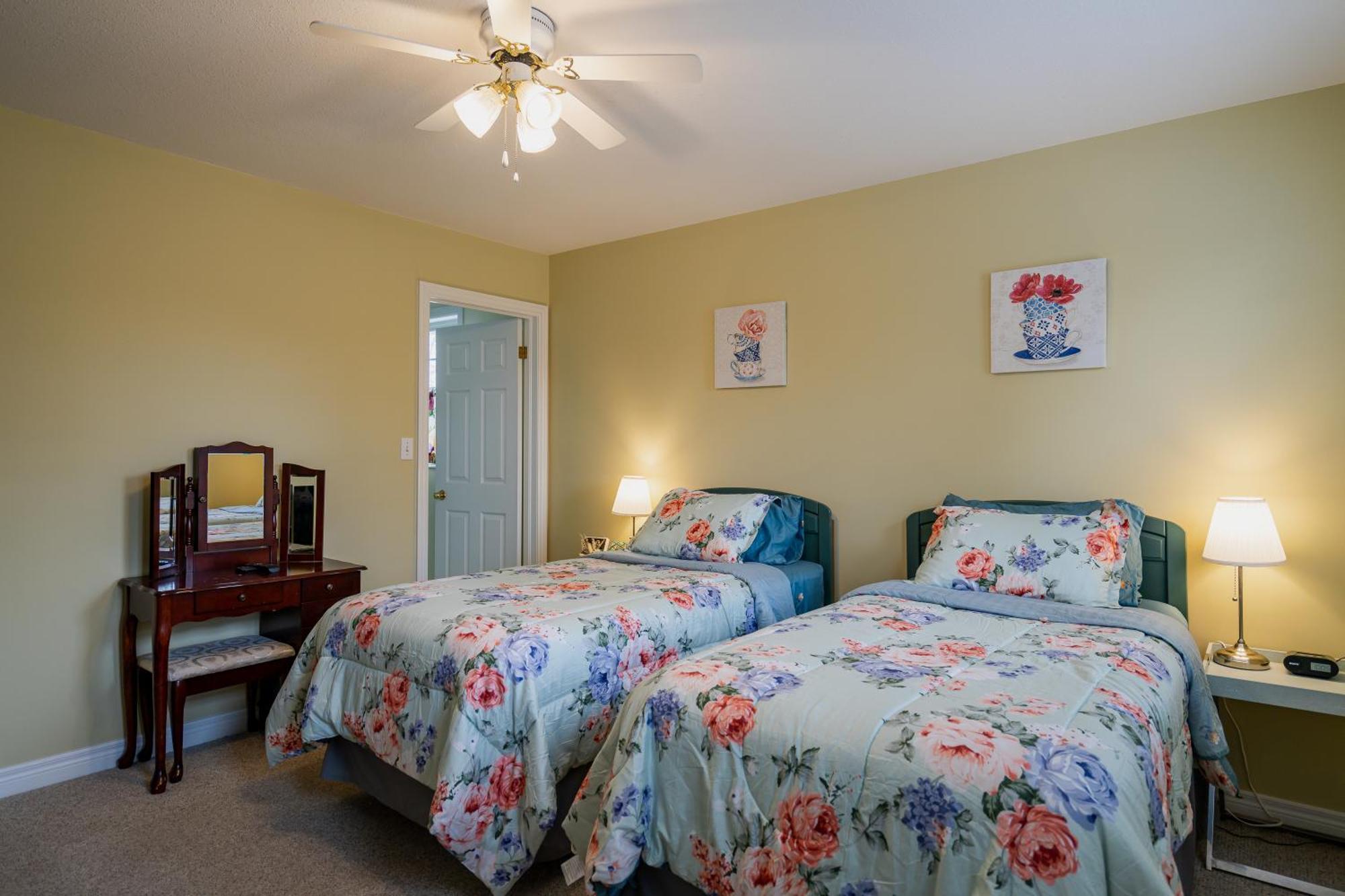 ナイアガラオンザレイク Old Town Country Landing Bed & Breakfast エクステリア 写真
