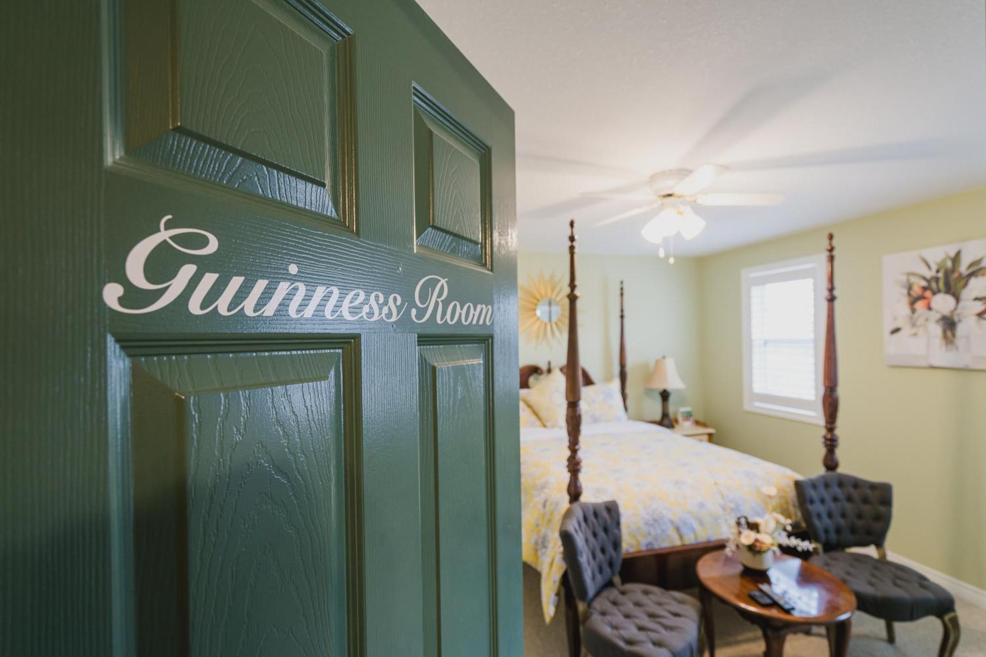 ナイアガラオンザレイク Old Town Country Landing Bed & Breakfast エクステリア 写真