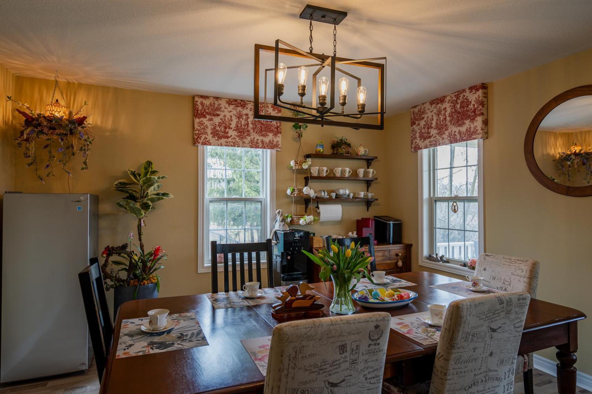 ナイアガラオンザレイク Old Town Country Landing Bed & Breakfast エクステリア 写真